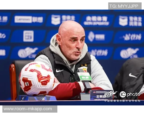 李璇分析亚协联对国足的积极影响与教练组面临的挑战